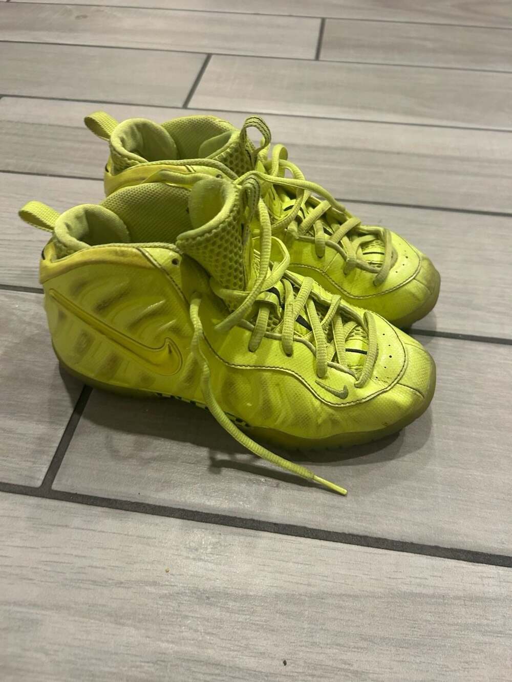 Nike Little Posite Pro Preschool 'Volt' Neon Green Sneakers Size 3Y